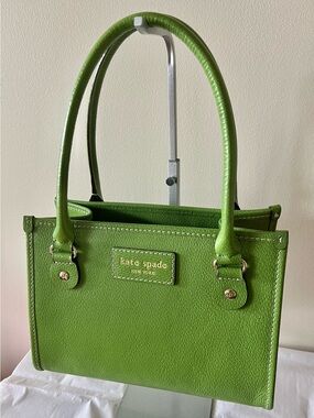 NWOT Kate Spade Green Leather Purse w/Matching Wallet